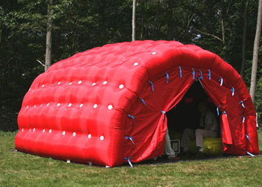 Rode openluchttent, de Reuze Opblaasbare Tent van Garge voor Auto met pvc-Materiaal