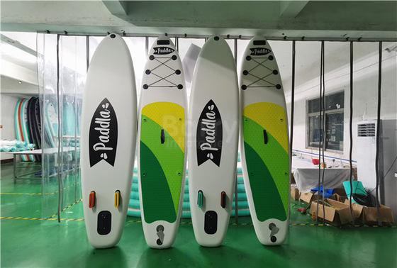 Aangepaste Groene en Gele Opblaasbare SUP Raadstribune op Paddleboard
