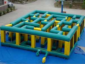 Waterdicht Opblaasbaar Spronghuis Maze Outdoor Playground Equipment