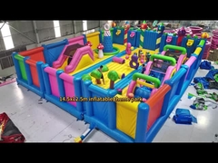 Custom World'S Biggest Kids Indoor Bounce House Theme Park Opblaasbare speeltuin