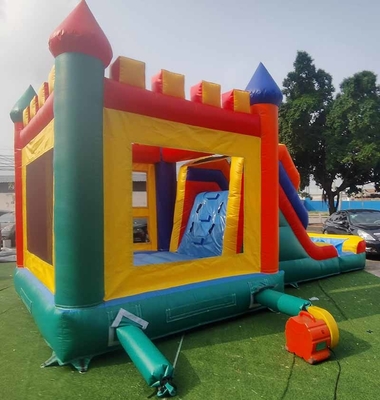 Commercieel PVC Kinderen Custom Logo nat of droog Kasteel Bounce House Met Glijbaan Amusement Toy Type