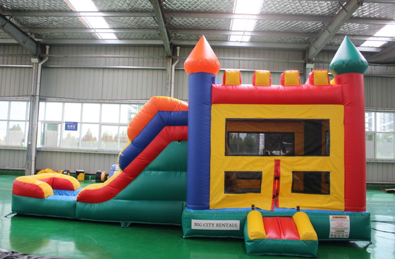 Commercieel PVC Kinderen Custom Logo nat of droog Kasteel Bounce House Met Glijbaan Amusement Toy Type