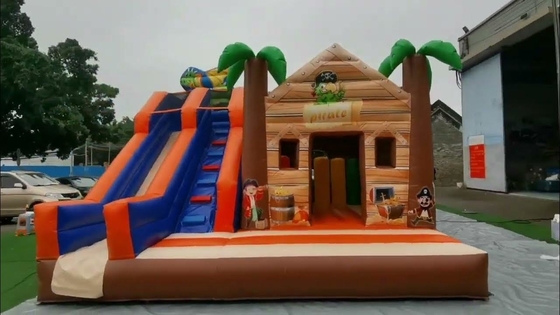Veilig en duurzaam Palmboom Bouncy Castle Pirate Jungle Bounce House met glijbaan Voor kinderen Volwassenen