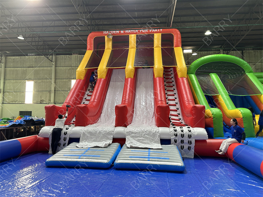 Buitengrote springhuis volwassenen kinderen pvc glijbaan met zwembad opblaasbaar waterpark voor plezier pretpark