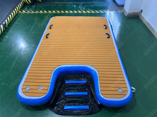 Honden op waterladder treden opblaasbaar pvc hondendock ramp water voor honden