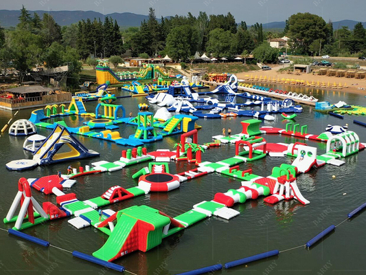 Persoonlijke PVC opblaasbare drijvende waterpark voor waterplezier en speciale gelegenheden