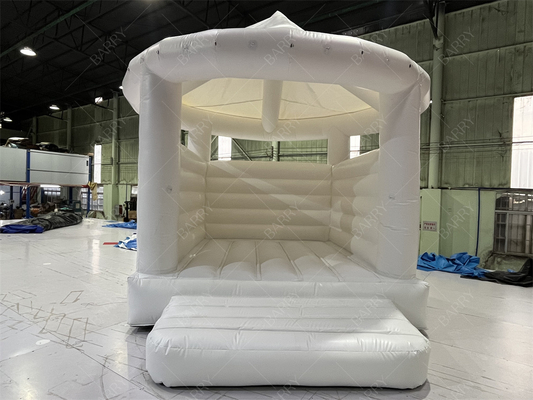 5x4.5x4.5m Witte Opblaasbare Binnenspeelkussens Met Dak Opblaasbare Springkastelen Voor Bruiloft
