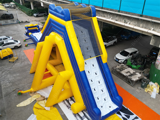 Commerciële gigantische opblaasbare waterslide 30x10,6m PVC voor pretparken