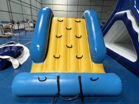 Meer opblaasbare water toren klimglijbaan, fabriek directe verkoop opblaasbare zwevende water glijbaan voor waterpark