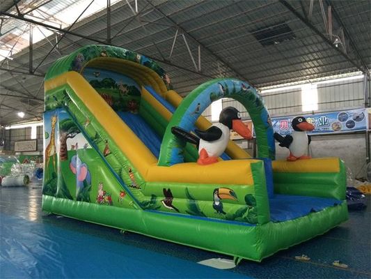 Van het het Thema Opblaasbare Drijvende Water van beeldverhaal Dia 7*4*5m de Dia van het Waterpark voor Jonge geitjes