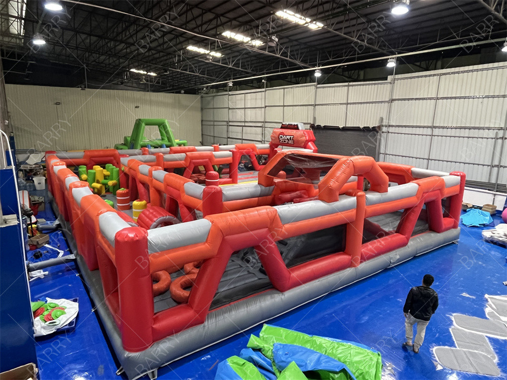 Red Trampoline Park Fun City opblaasbaar pretpark Vermaakpark Grote volwassen opblaasbare springhuizen te koop voor kinderen