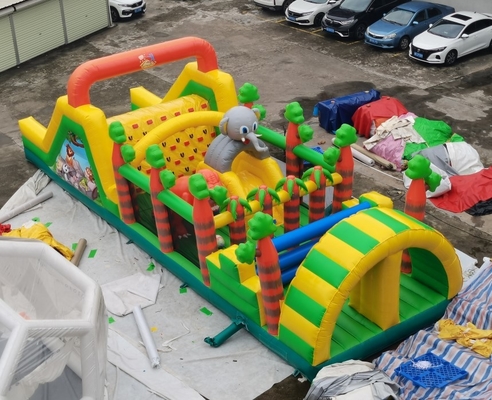 0.55mm Dierlijke Opblaasbare de Hinderniscursus van pvc met Speelgoed 15*5*4.5m
