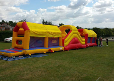 De verbazende 75ft Massieve Bouncy Cursus van de Kastelenhindernis in Uitdagingsspelen