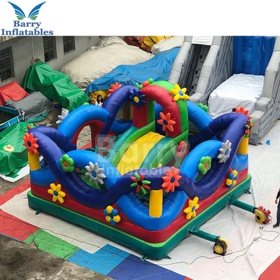 0.55mm van de het Kasteelbloem van pvc Bouncy Park van het de Speelplaatsthema van Funcity het Plantaardige Opblaasbare