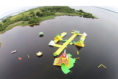Het ontzagwekkende Super Grote Park van het Baai Opblaasbare Water, Gele Watersporten voor Oceaan