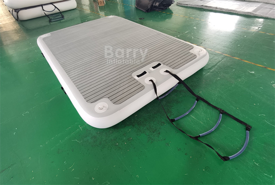Op maat gemaakte Draagbare Drop Stitch PVC Teak Opblaasbaar Floating Platform Water Platform Dock