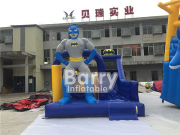 Naar maat gemaakte Opblaasbare Hinderniscursus met Batman-Dia met de Materialen van pvc Tarp