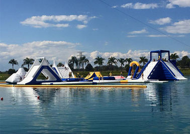 Het aangepaste Reuze Groene Park van het Eilanden Opblaasbare Water, Opblaasbaar Pretpark voor Eiland