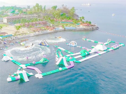 De openlucht Opblaasbare Drijvende Spelen van het Waterpark/Opblaasbare Overzees Waterpark voor de Hete Zomer